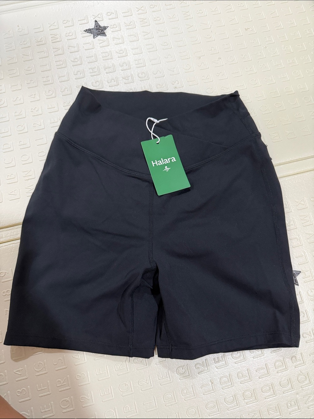 HALARA Matte Black High-Waist Bike Shorts